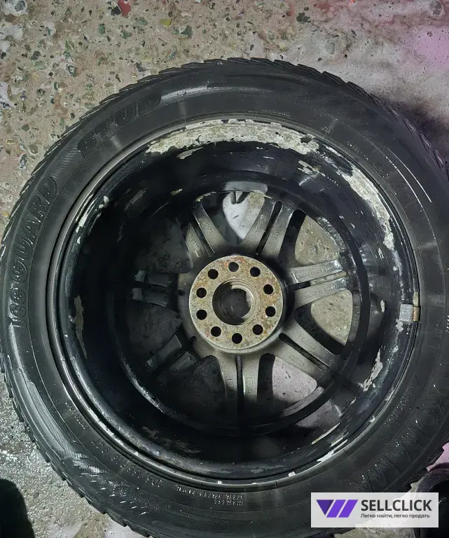 momo R16 5x114.3 205/55