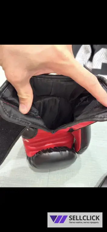 Перчатки боксерские Everlast