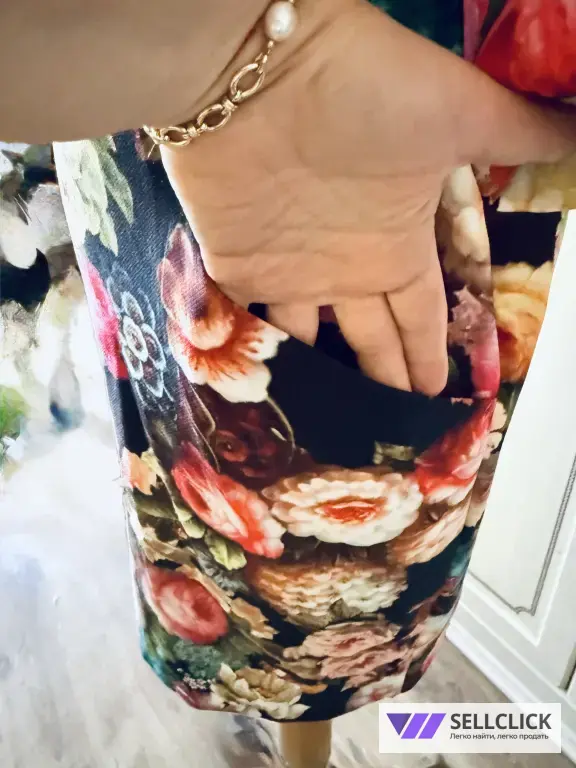 Нарядное платье с открытой спиной