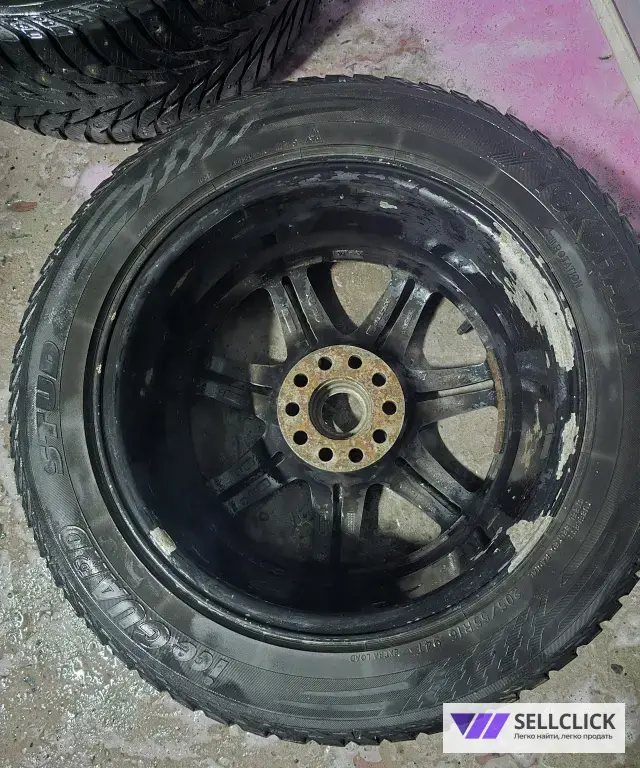 momo R16 5x114.3 205/55