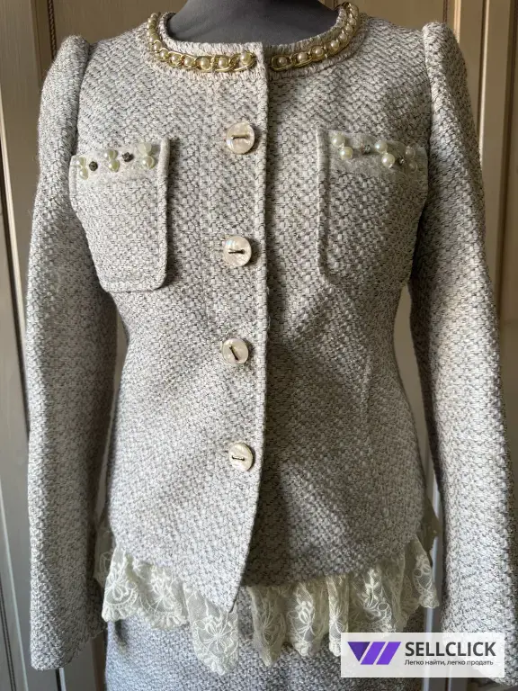 Костюм в стиле Шанель, укороченый жакет с мини-юбкой, твидовый