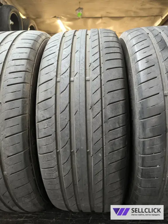 235/55/19 continental