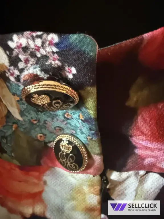 Нарядное платье с открытой спиной