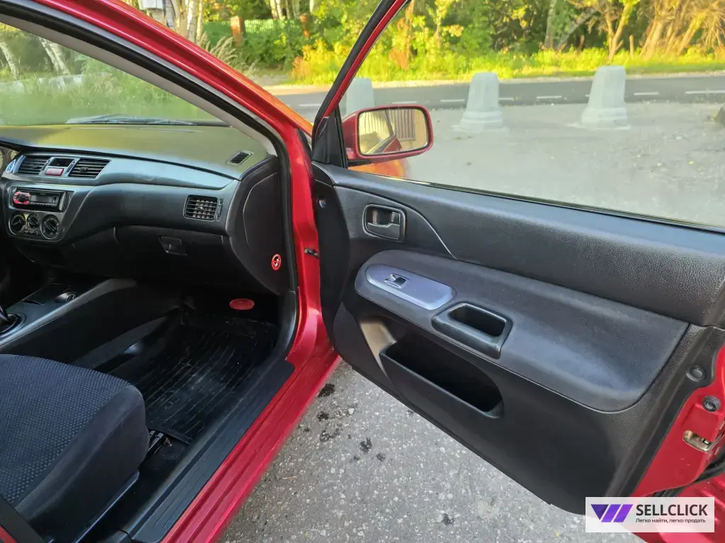 Mitsubishi Lancer 1.6 Механическая, 2005, 250000 км