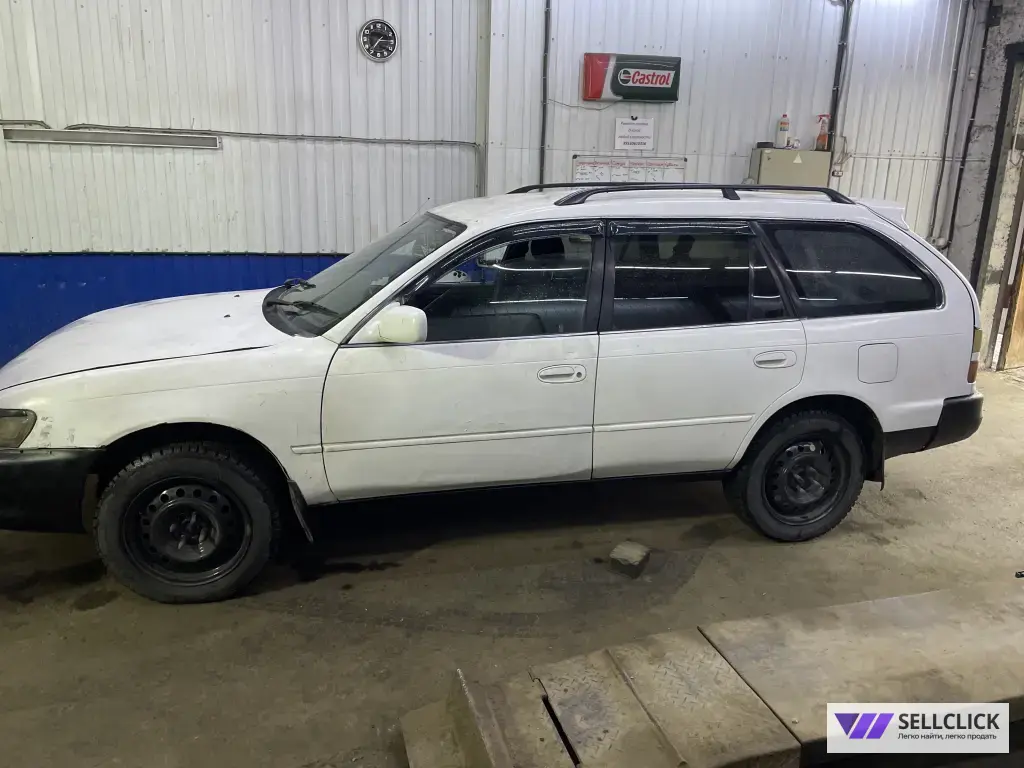 Toyota Corolla 1.5 Автомат, 1999, 296000 км