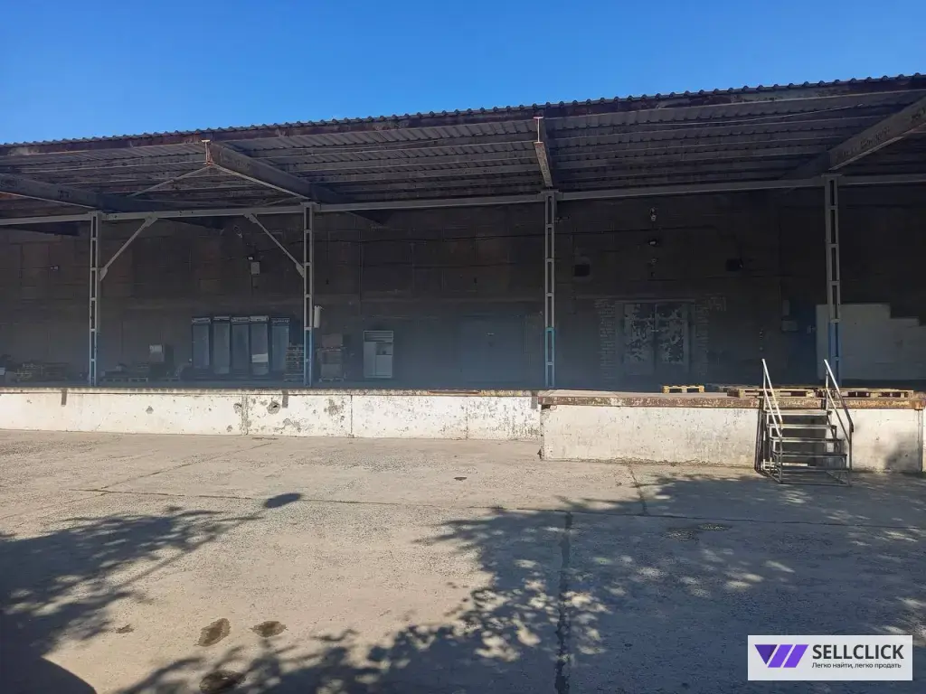 Сдаётся в аренду склад на Таганрогской трассе с большой площадью и рампой