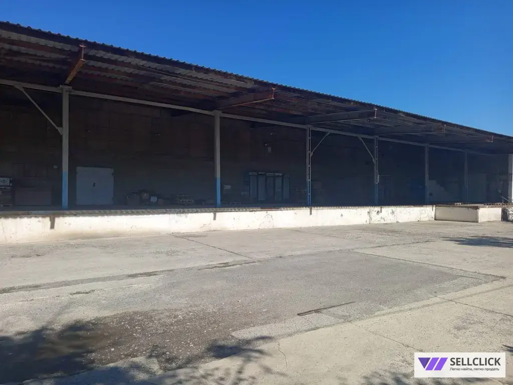 Сдаётся в аренду склад на Таганрогской трассе с большой площадью и рампой