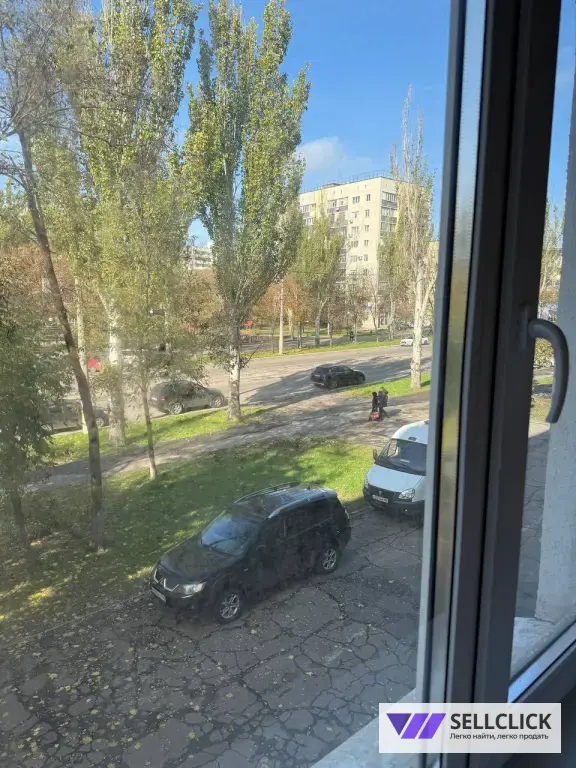 Продается двухкомнатная квартира в Ильичевском районе