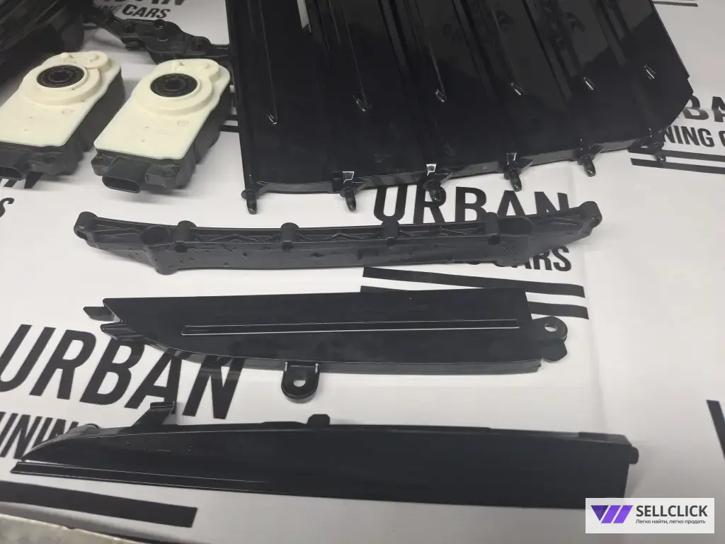 Заглушка буксировочного крюка перед.бампера BMW X7