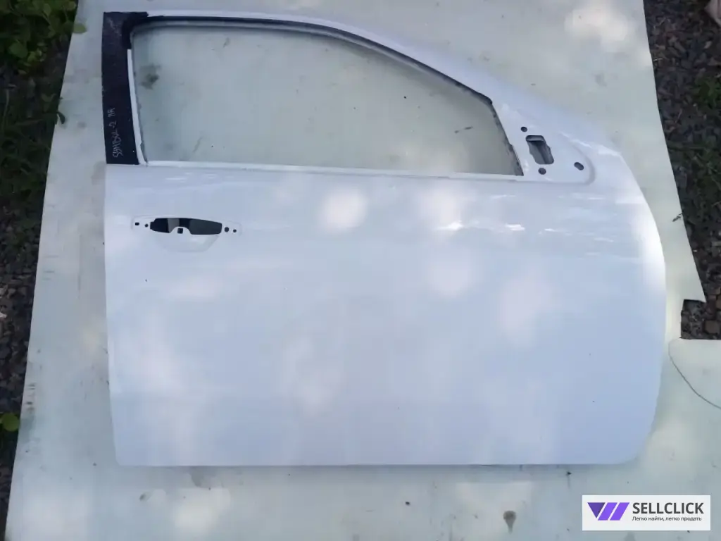 Передняя правая дверь Renault Symbol 2011