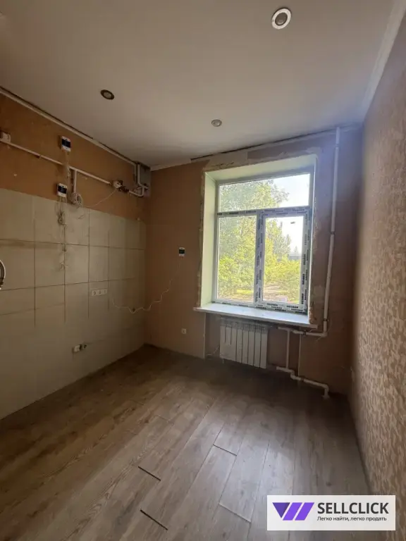 Квартира 3 комнаты, 83 м², 2/2 эт., Агент