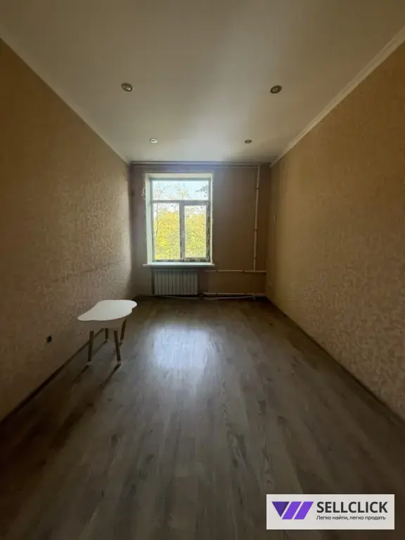 Квартира 3 комнаты, 83 м², 2/2 эт., Агент