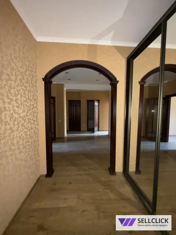 Квартира 3 комнаты, 83 м², 2/2 эт., Агент