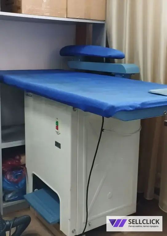 гладильный стол