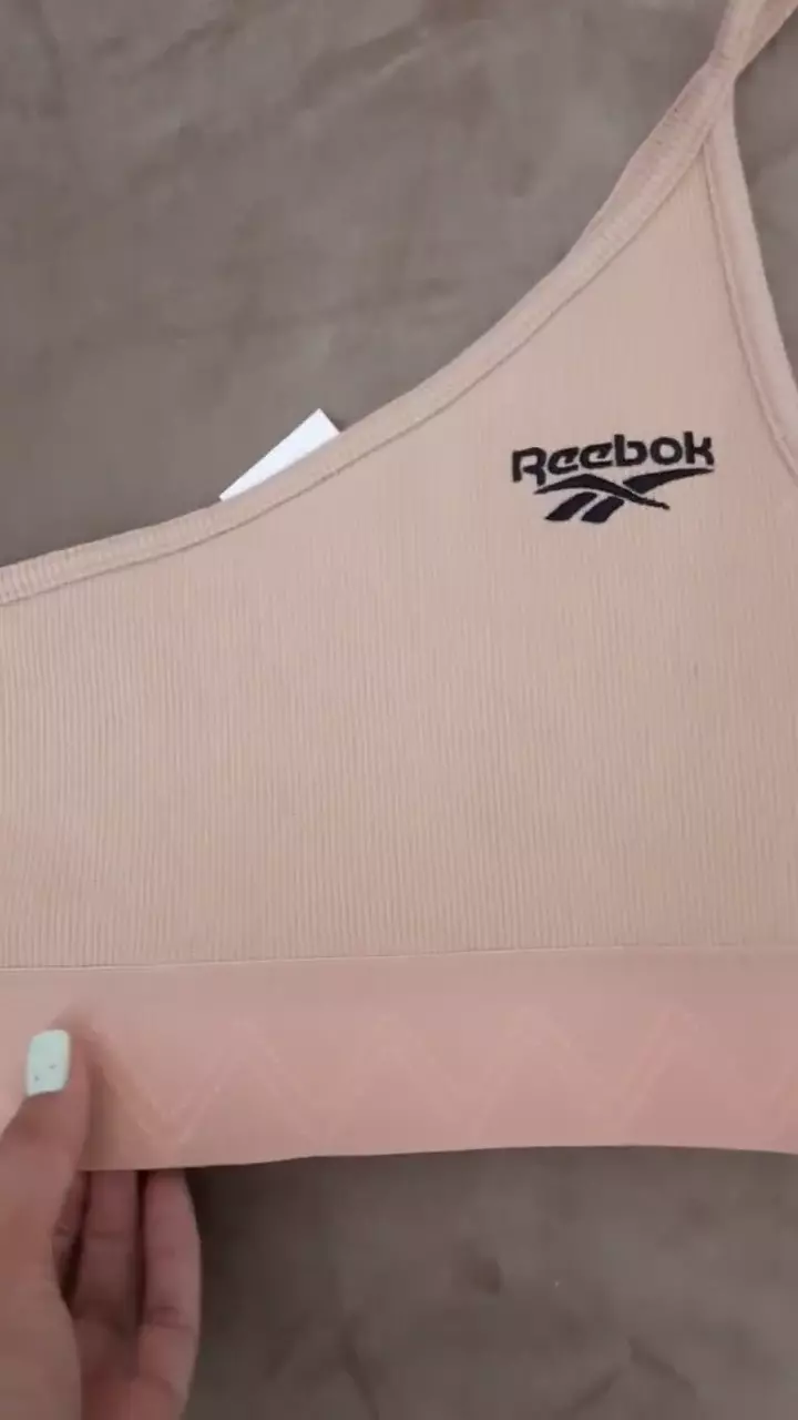 Топ спортивный Reebok XS новый
