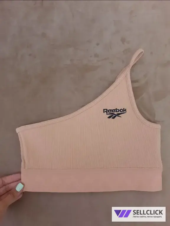 Топ спортивный Reebok XS новый