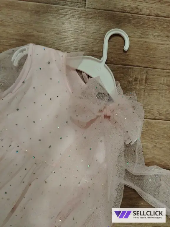 Нарядное красивое детское платье