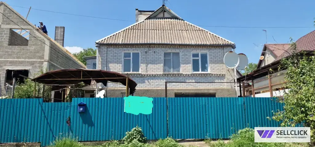Дом 109 м², участок 8 сот.